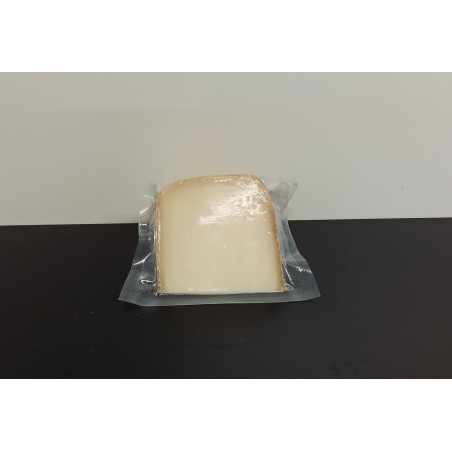 Tome de Brebis 3 mois 6.60€...